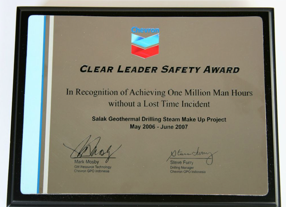 Apexindo contributed 71% out of 1 million man hours of Zero Loss Time Incident booked by Chevron’s drilling business unit in geothermal project at Gunung Salak, West Java