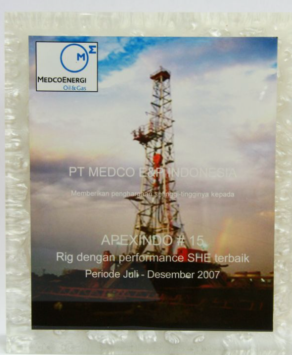 Rig 15 achieved best QSHE performance rig above all contractors working for PT Medco E&P Indonesia, period July-Des 2007