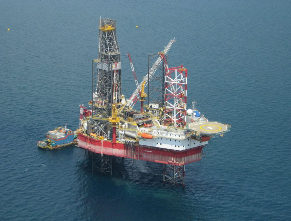 Apexindo’s newest super premium jack up rig, Soehanah, completed 590 days with No Loss Time Accident (NLTA) for Apexindo and also reached a new milestone, 1 year NLTA working for Total E&P Indonesie